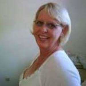 Meet your Posher, Angelia